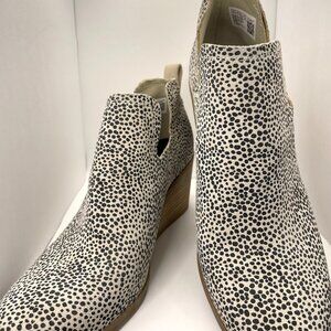 TOMS Kallie Wedge Bootie – Macadamia Mini Cheetah Print, Size 11